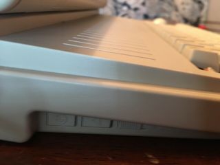 Apple Macintosh Portable M5120 vintage computer with case,  many 5