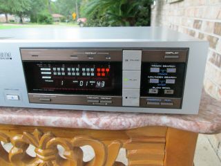 Pioneer P - D70 Compact Disc Player CD Player Silver TOTL Vintage 1984 2