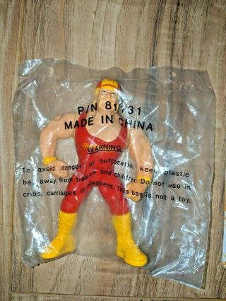 WWF Hasbro Mailaway Hulk Hogan Bag w/Bio Card ELITE RARE RETRO 2