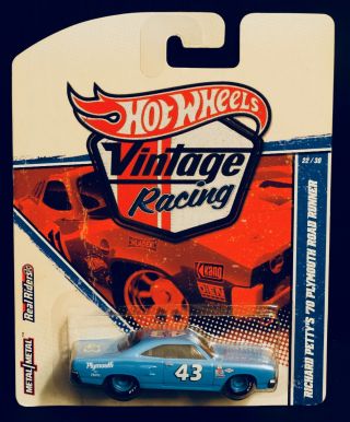 Hot Wheels 1:64 Vintage Racing Richard Petty 
