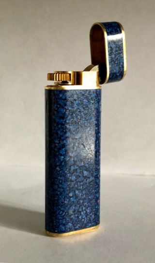Vintage lighter Cartier. 2