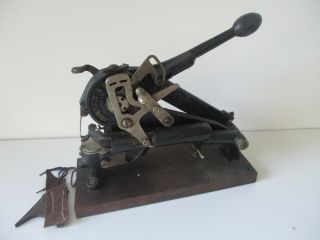 Antique Junker & Ruh Sd 28 Leather Cobbler Sewing Machine