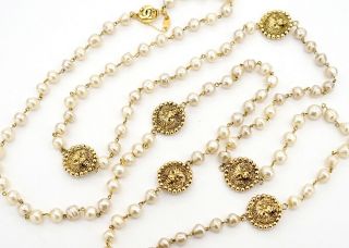 Chanel Lion Leo Pearl Chain Necklace 70 " Gold Tone Vintage W/box V940