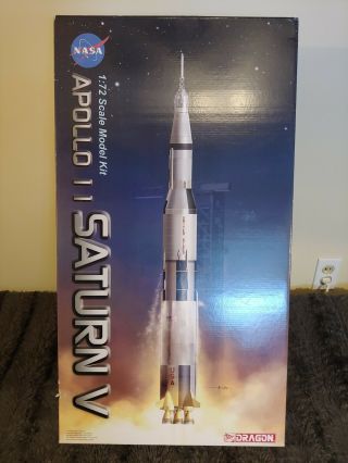 Vintage Models And Rocket Kits Dragon 1/72 Scale Saturn V Rocket Kit