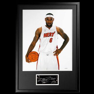 Nba Mvp Lebron James Signed And Framed 22x28 Upper Deck Auth.  L.  E.  Of 50 Rare