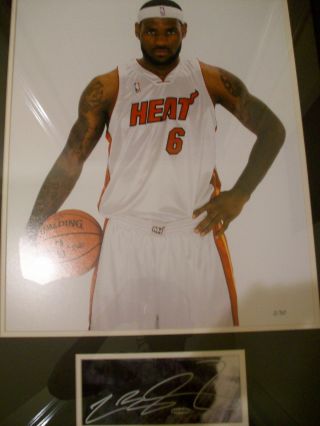 NBA MVP LEBRON JAMES SIGNED AND FRAMED 22X28 UPPER DECK AUTH.  L.  E.  OF 50 RARE 7