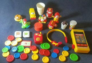 Fisher Price Vintage McDonald ' s Drive Thru 1989 with MANY RARE 2