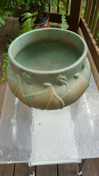 RARE HUGE ARTS & CRAFTS EARLY VELMOSS ROSEVILLE JARDINIERE GREEN TAN 577 - 9 WOW 3