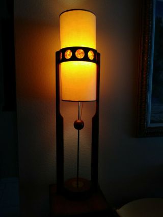Mid Century Modeline Maple Brass Lamp Biomorphic Orange Color Circles Ball Pull