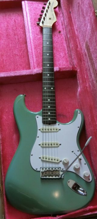 1983 Rare Color Green Squier By Fender Sst - 45 Jvserial Stratocaster 