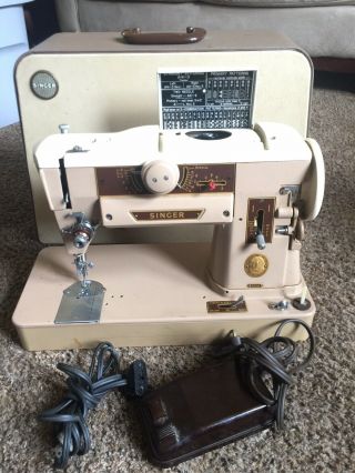 Vintage Heavy Duty Singer Sewing Machine 401a With Case - Perfect