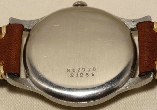 V.  Rare Vintage military stainless steel Universal Geneve cal.  262 radium dial 7