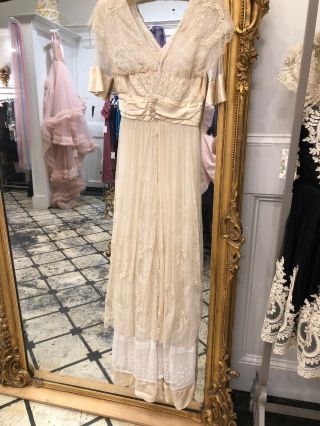 Antique Victorian 1900s handmade lace silk satin wedding dress 7