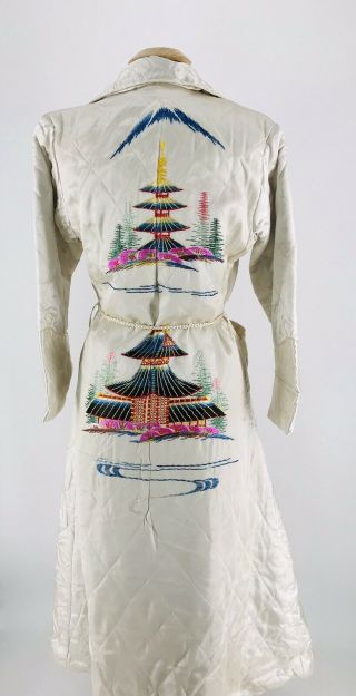 Vintage Embroidered Japanese 40 