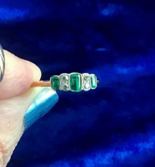 Stunning Antique Art Deco 18ct Gold Natural Mined Emerald & Diamond Ring