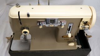 Pfaff 139 Vintage Sewing Machine - Heavy Duty HIGH SHANK with Case. 2