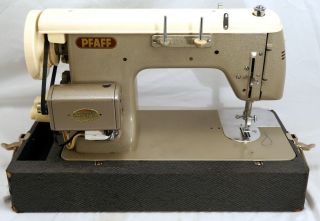 Pfaff 139 Vintage Sewing Machine - Heavy Duty HIGH SHANK with Case. 3