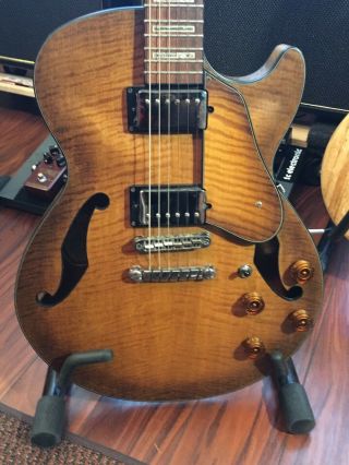 Ibanez Artcore AGS83B 6 String Guitar Vintage Burst on Flame Maple 10