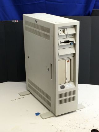 Vintage Ibm Computer Built For Delta Air Lines - 8560 Ps/2