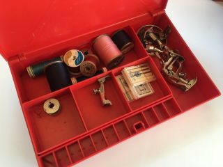 Vintage 1980’s Bernina Record 830 Sewing Machine With Red Case 3