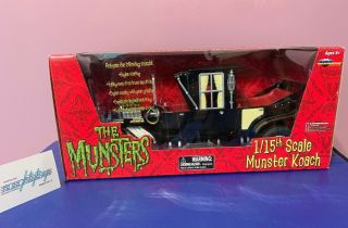 The Munsters Family Koach 1/15 Scale Car By Diamond Select Vtg Moc Nos