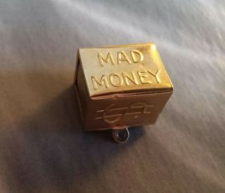 14k Yellow Gold Vintage Mad Money Charm/pendant ( (574))
