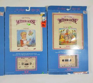 Vintage 1986 TALKING MOTHER GOOSE by Worlds of Wonder with 5 Books and Cassettes 3