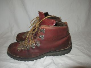 Vtg Danner 30520 Mountain Light Brown Hiking Boots Vibram Sole Men’s Size 10d