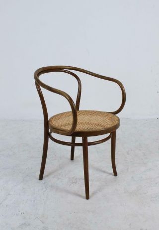No.  209 Bentwood Armchair By August Thonet For Thonet