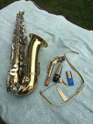 Vintage 1967 Era Conn Brass Alto Saxophone Very Complete With Case 4