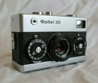 Rollei 35 Camera Vintage - Carl Zeiss Tessar 1:3,  5 F= 40mm Lens Germany