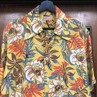 Vintage 1940’s “jantzen” Floral Pattern Rayon Hawaiian Shirt - M