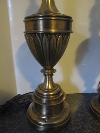 Vintage Pair STIFFEL Brass Trophy Urn Lamps Hollywood Regency Traditional 3