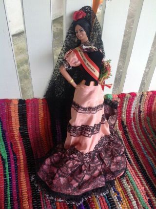 Vintage Marin Chiclana Maja Spain Spanish Lady 18 " Flamenco Dancer Doll Wow