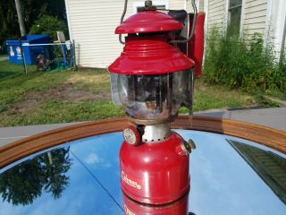 Vintage Coleman Model 200a Red Lantern Oct Of 1962 With Reflective Handle Vgc