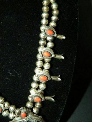 Vtg.  Native American Willie Haley Petite Squash Blossom SS/Red Coral Necklace 5