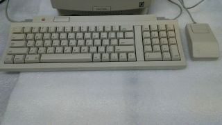Vintage Apple Macintosh Color Classic,  Keyboard & mouse 2