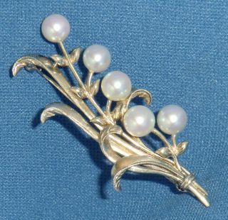 Gorgeous Vintage Mikimoto 14 Carat Gold Brooch 5 Pearls 6mm - 5mm