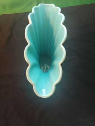 Vintage Gladding McBean Catalina Pottery Fan Vase C310 Ivory and Turquoise 4