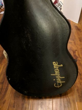Vintage Gibson Les Paul Studio Guitar,  Wine Red Gold Hardware 2004 Hard Case 8