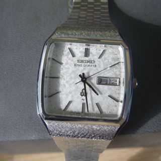 Vintage Seiko 5856 - 5000 King Quartz watch with Kanji day,  bracelet 1978 11