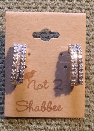 Vintage Family Estate 10k Gold & Diamond Post Earrings 3/4 " L X 3/16 W