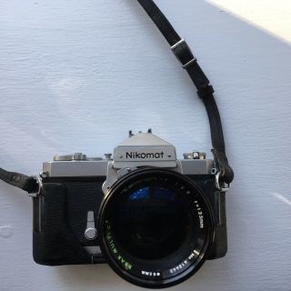 RARE Vintage 60s Nikon 35mm Film Camera w/Lens Bundle,  Case,  and Strap. 6