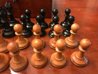 ANTIQUE C.  1890 English Estate Chess Set F.  H.  AYRES Boxwood & Ebony w Orig Box 4