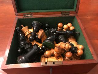 ANTIQUE C.  1890 English Estate Chess Set F.  H.  AYRES Boxwood & Ebony w Orig Box 5