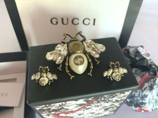 Gucci Set Antique Gold Bee Brooch\pin And Earrings With White Pearl And Crystal