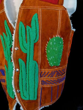 Vintage 1970s Signed Hand Seed Beaded Western Native American Leather Vest 40 4