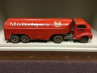 Smitty Toys Smith Miller Mobilgas Tanker Truck Plus Vintage Trucks & Tractors