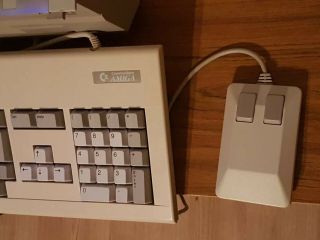 Commodore Amiga 2000HD 2000 with 2091 hdd card,  hard to find,  rare 3