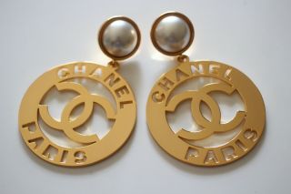 Chanel Cc Authentic Rare Enormous Gold Cut Out Pearl Hoop Chandelier Earrings